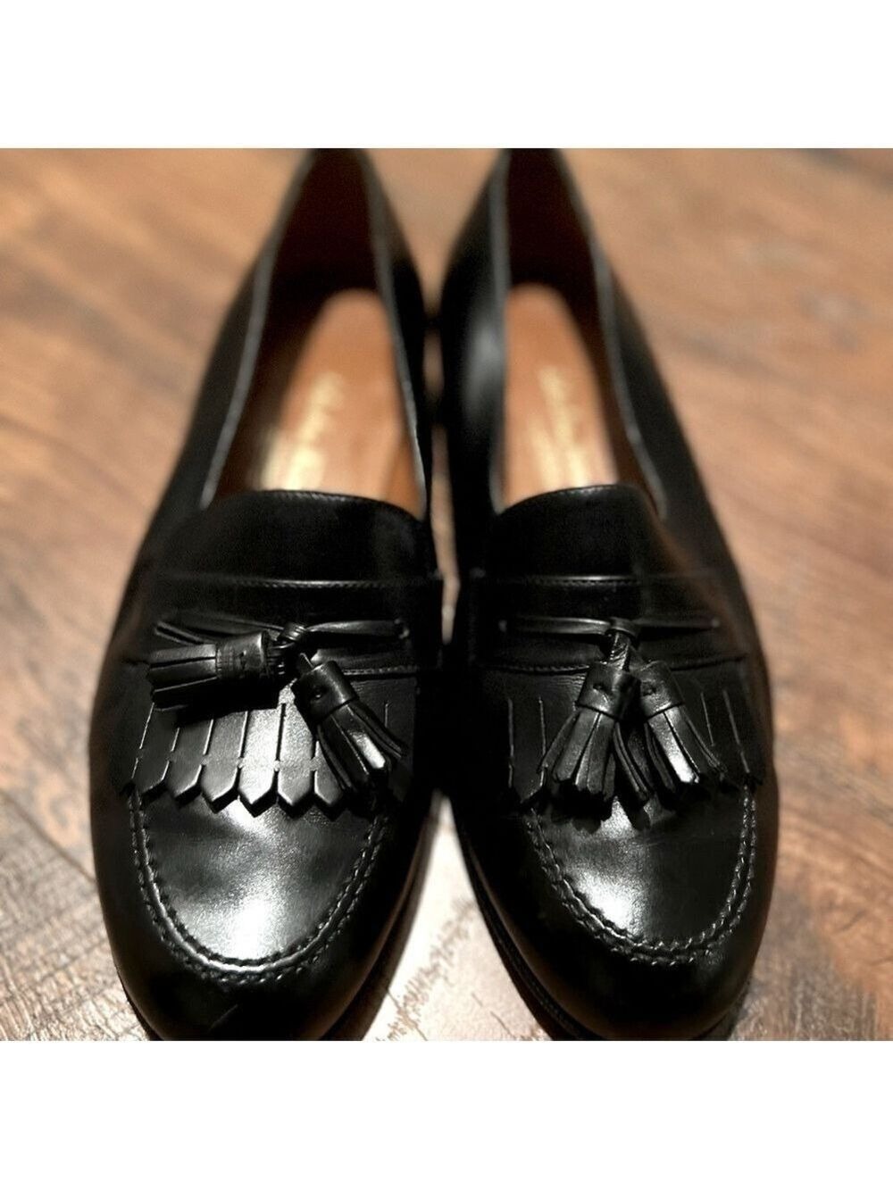 𝅺salvatore FERRAGAMO leather dress loafers. Made in Italy. 9.5 EE